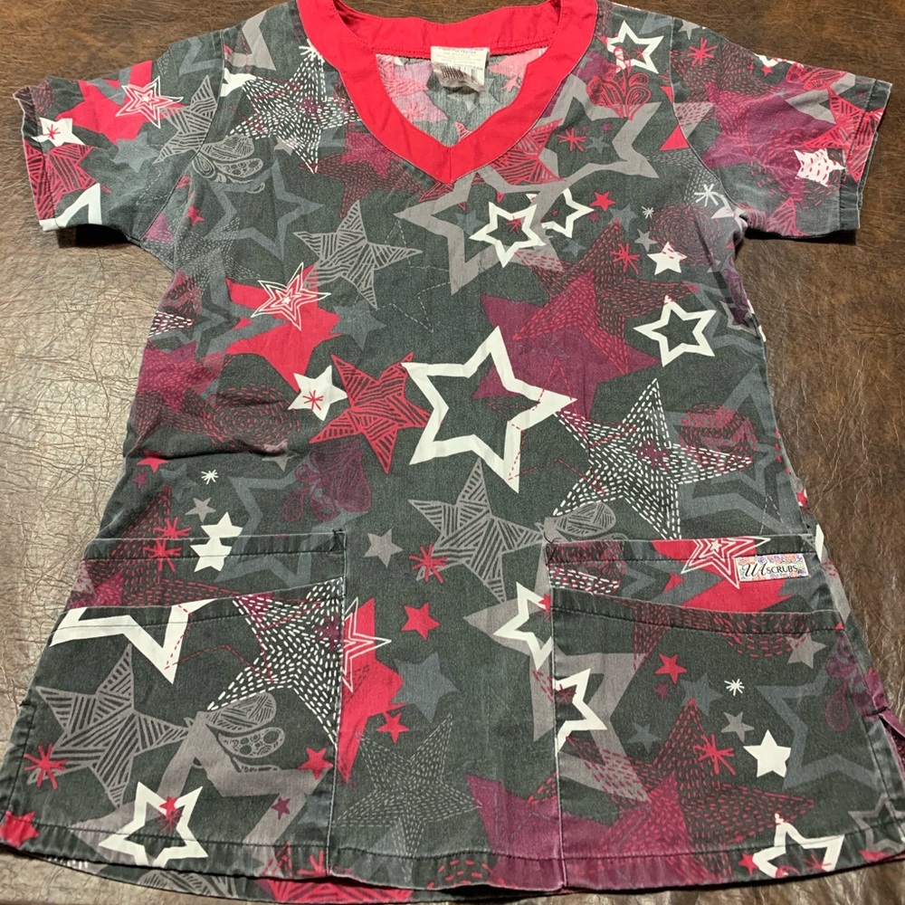 Scrub top